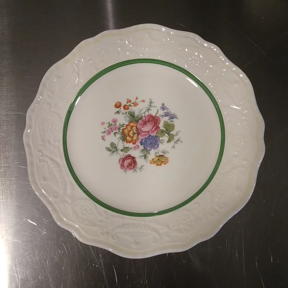 Adam Antique By Steubenville Dinner Plate (Will Glow Under Black Light)